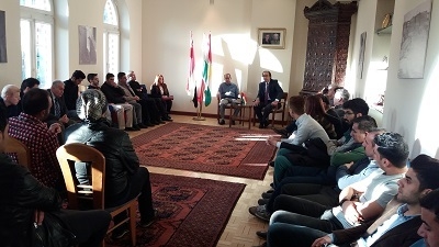    	 	 نووسینگەی نوێنەرایەتیی حکوومەت لە پۆڵۆنیا قوتابیانی کوردی بانگهێشت کرد 